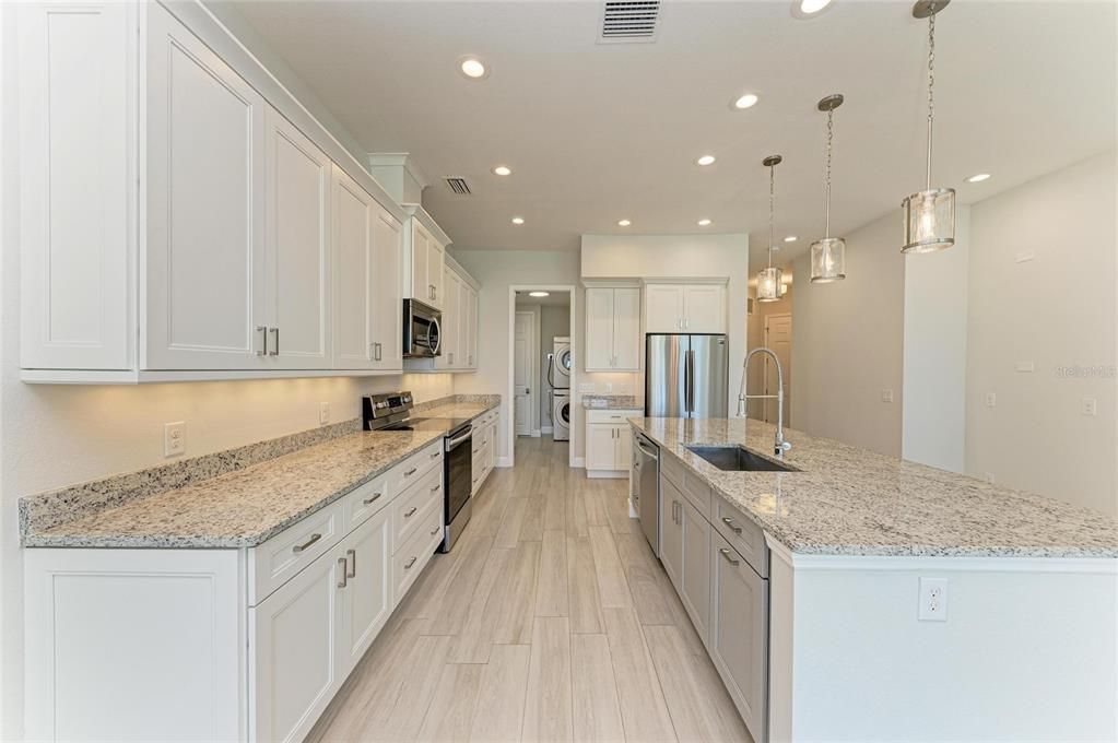 For Sale: $1,595,000 (9 beds, 0 baths, 5691 Square Feet)