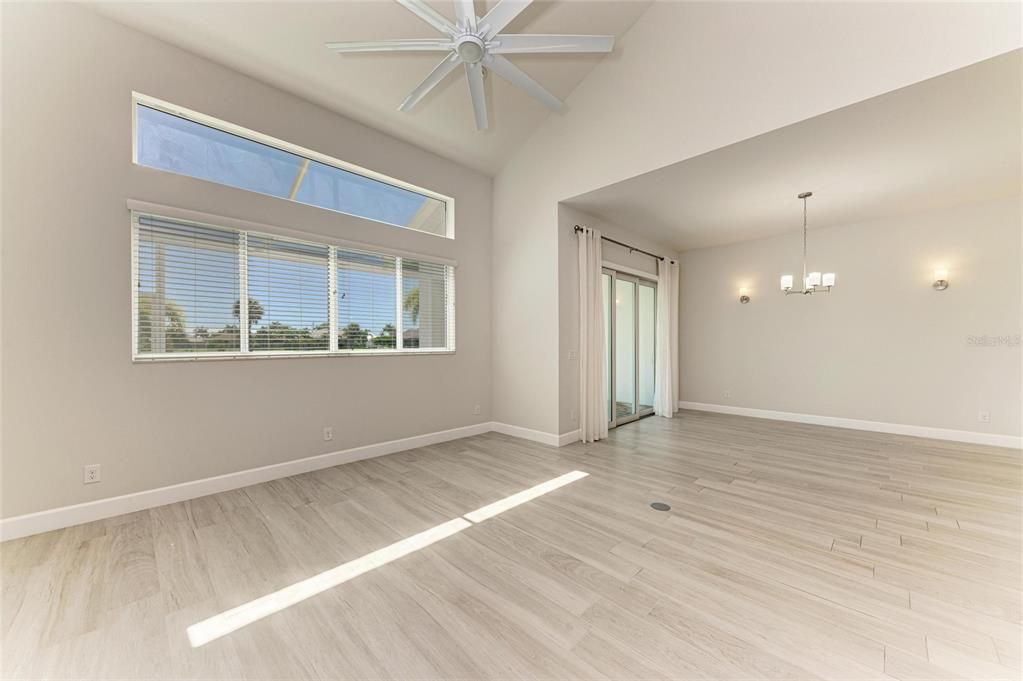 For Sale: $1,595,000 (9 beds, 0 baths, 5691 Square Feet)