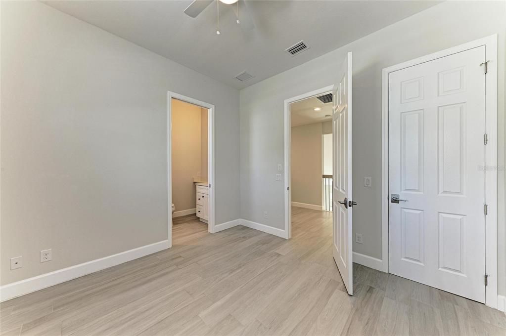 For Sale: $1,595,000 (9 beds, 0 baths, 5691 Square Feet)