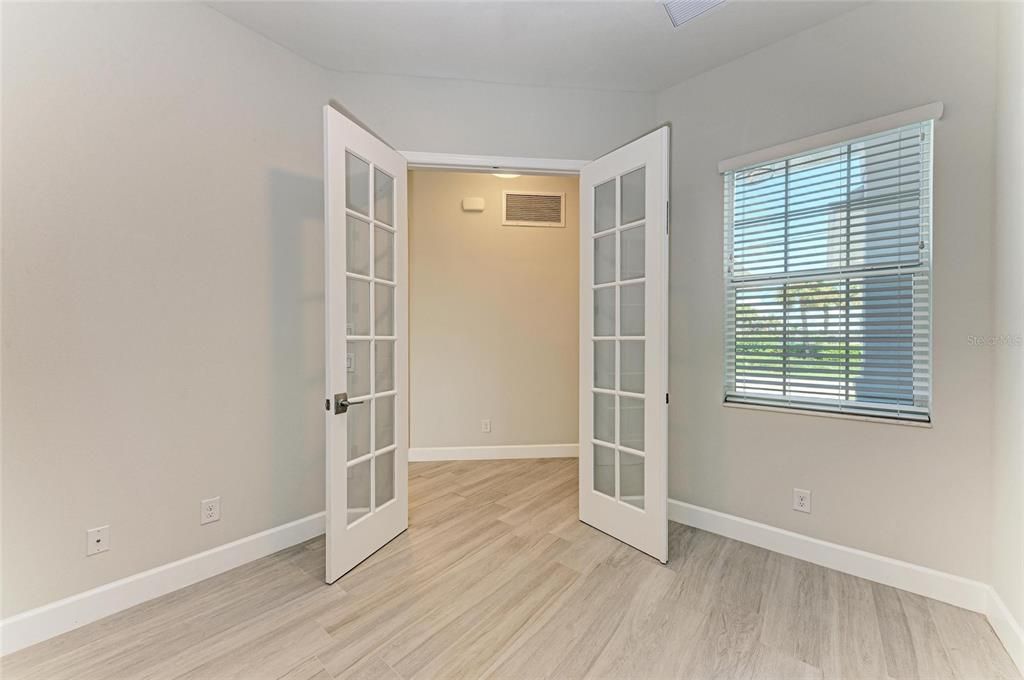 For Sale: $1,595,000 (9 beds, 0 baths, 5691 Square Feet)