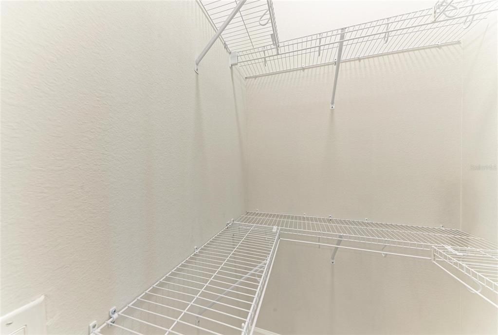 На продажу: $1,595,000 (9 спален, 0 ванн, 5691 Квадратных фут)