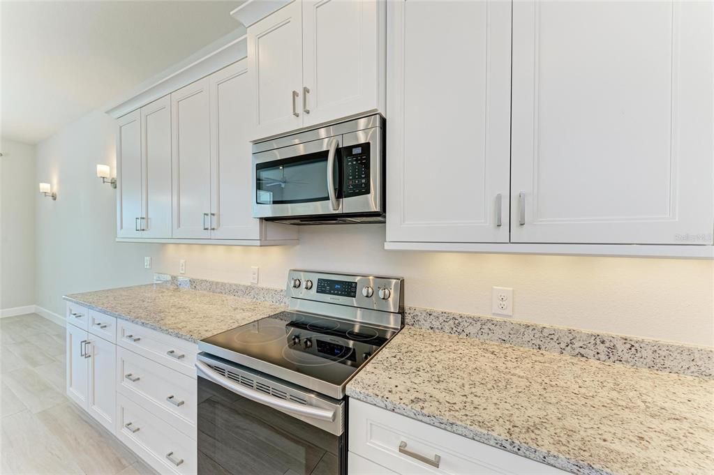 For Sale: $1,595,000 (9 beds, 0 baths, 5691 Square Feet)