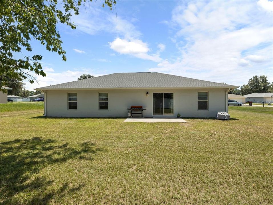 待售: $250,000 (3 贝兹, 2 浴室, 1437 平方英尺)