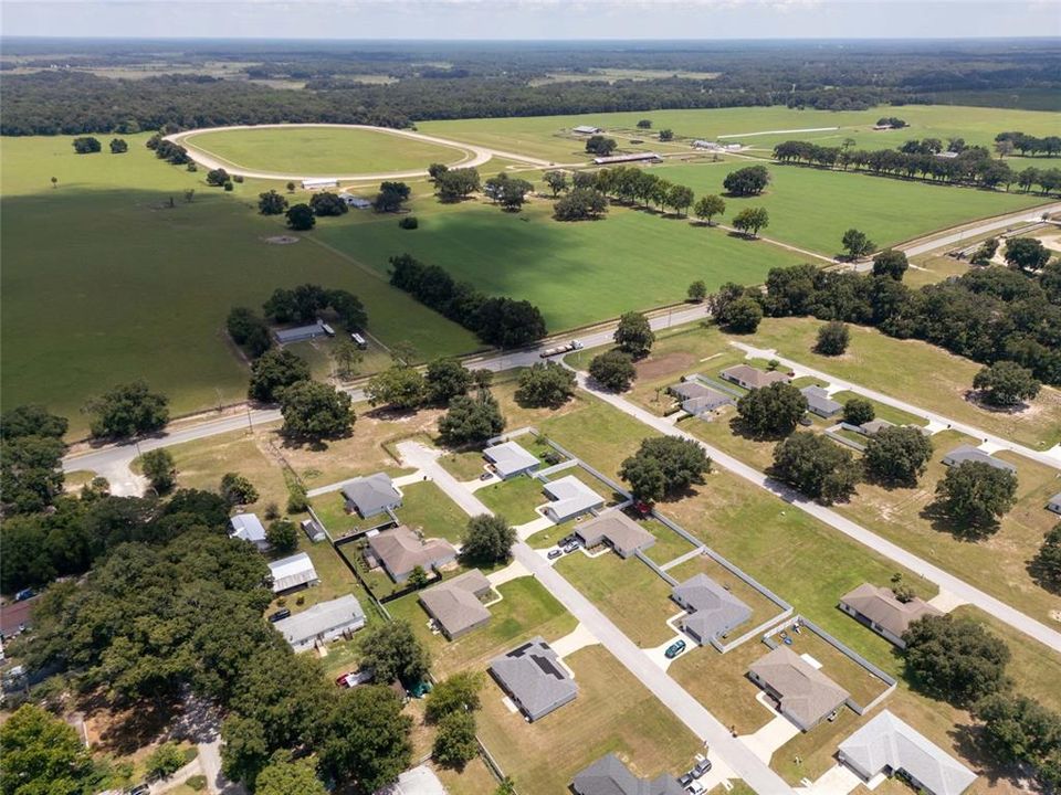 待售: $250,000 (3 贝兹, 2 浴室, 1437 平方英尺)