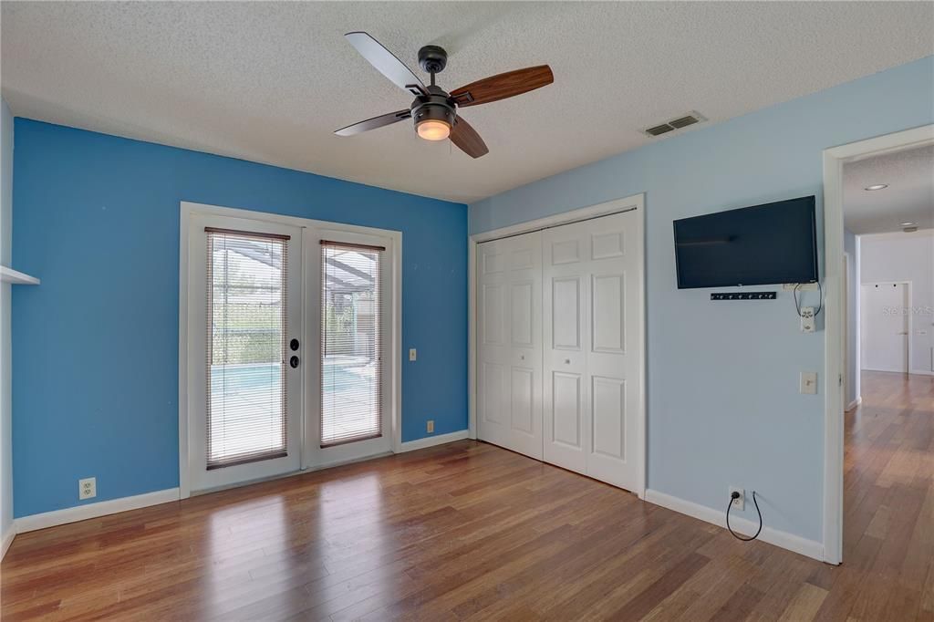 В аренду: $3,000 (4 спален, 2 ванн, 2327 Квадратных фут)