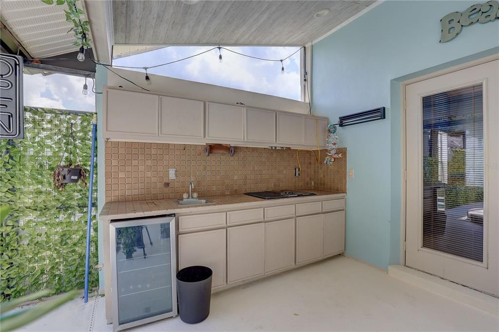 В аренду: $3,000 (4 спален, 2 ванн, 2327 Квадратных фут)