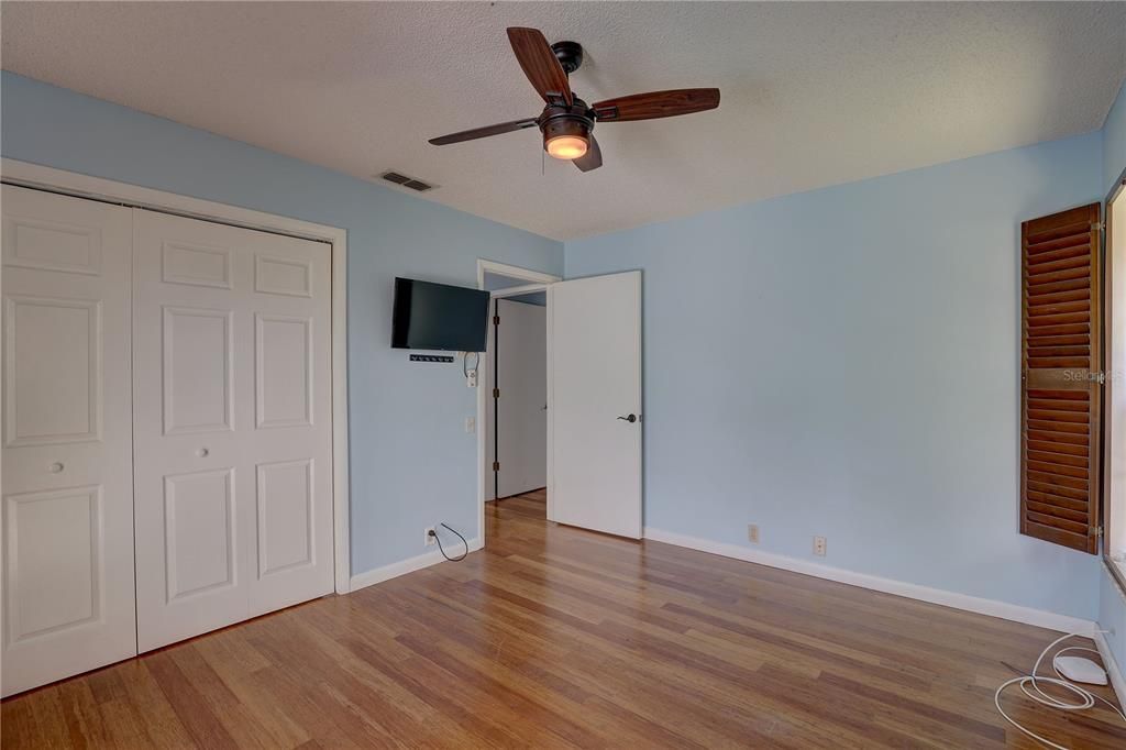 В аренду: $3,000 (4 спален, 2 ванн, 2327 Квадратных фут)