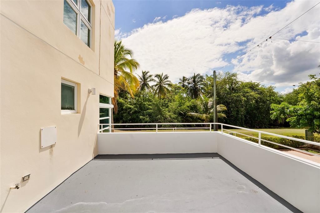 For Rent: $4,500 (4 beds, 4 baths, 2800 Square Feet)