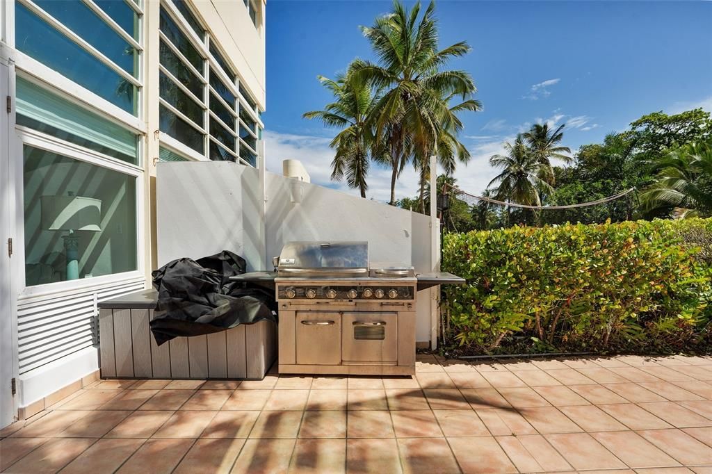 For Rent: $4,500 (4 beds, 4 baths, 2800 Square Feet)