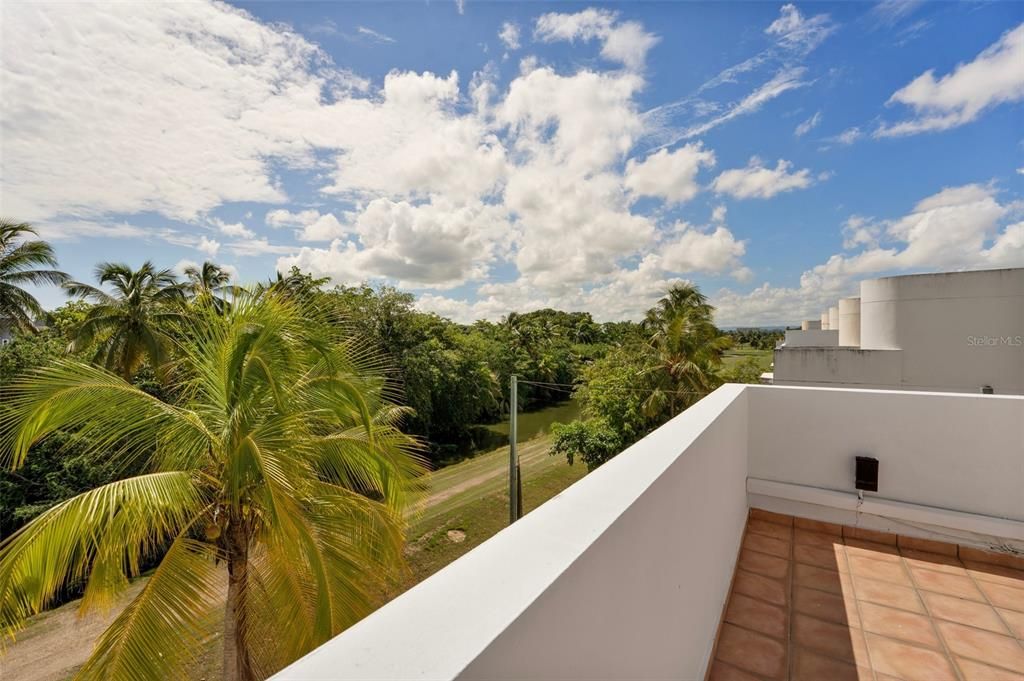 For Rent: $4,500 (4 beds, 4 baths, 2800 Square Feet)