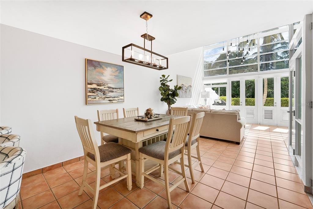 For Rent: $4,500 (4 beds, 4 baths, 2800 Square Feet)