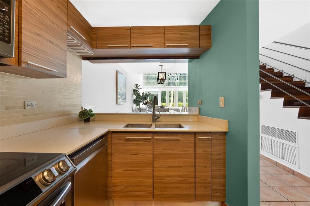 For Rent: $4,500 (4 beds, 4 baths, 2800 Square Feet)