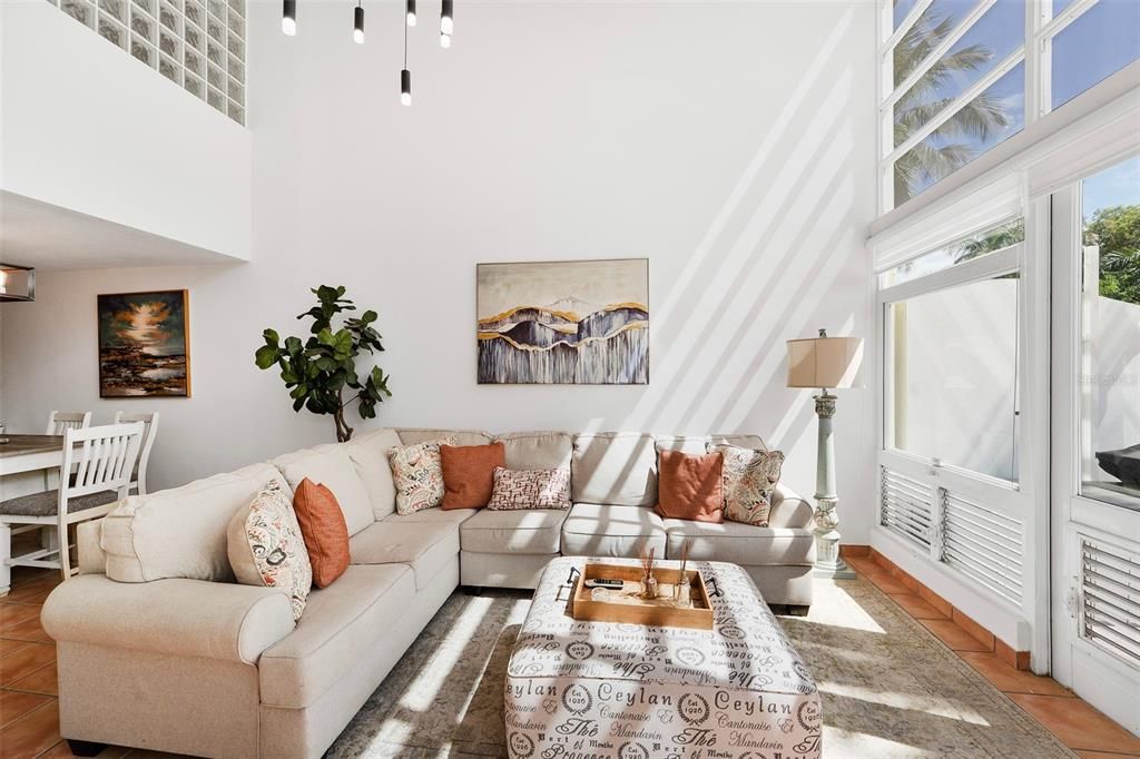 For Rent: $4,500 (4 beds, 4 baths, 2800 Square Feet)