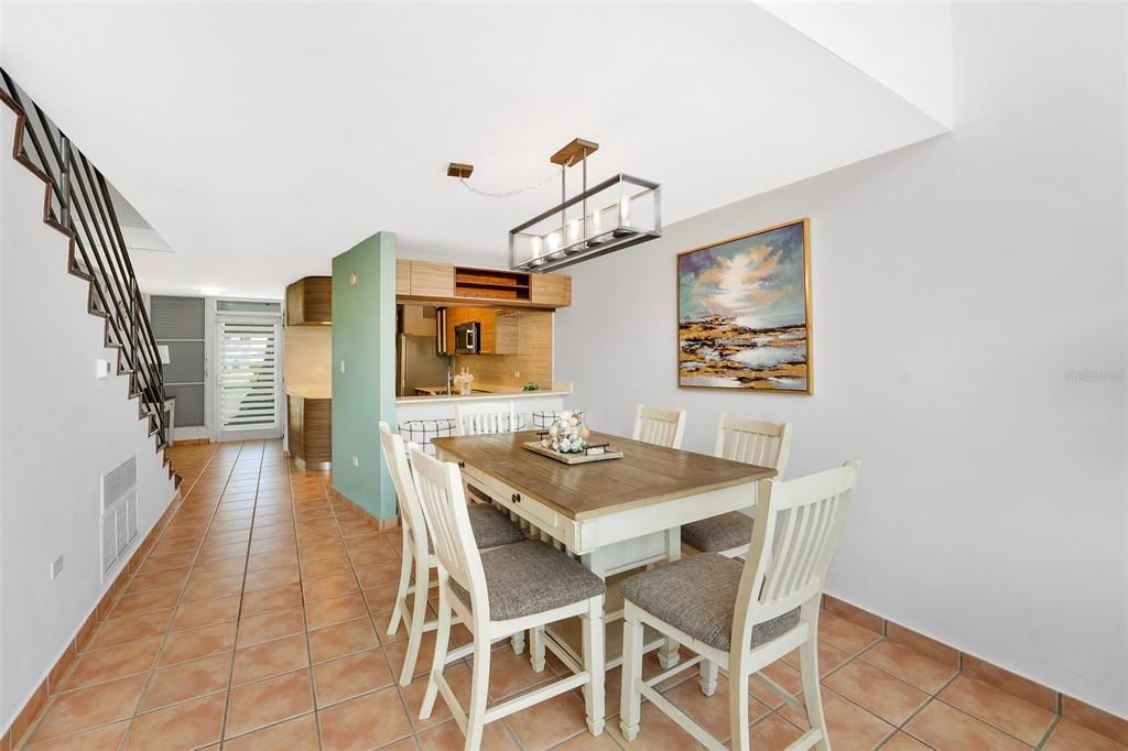 For Rent: $4,500 (4 beds, 4 baths, 2800 Square Feet)