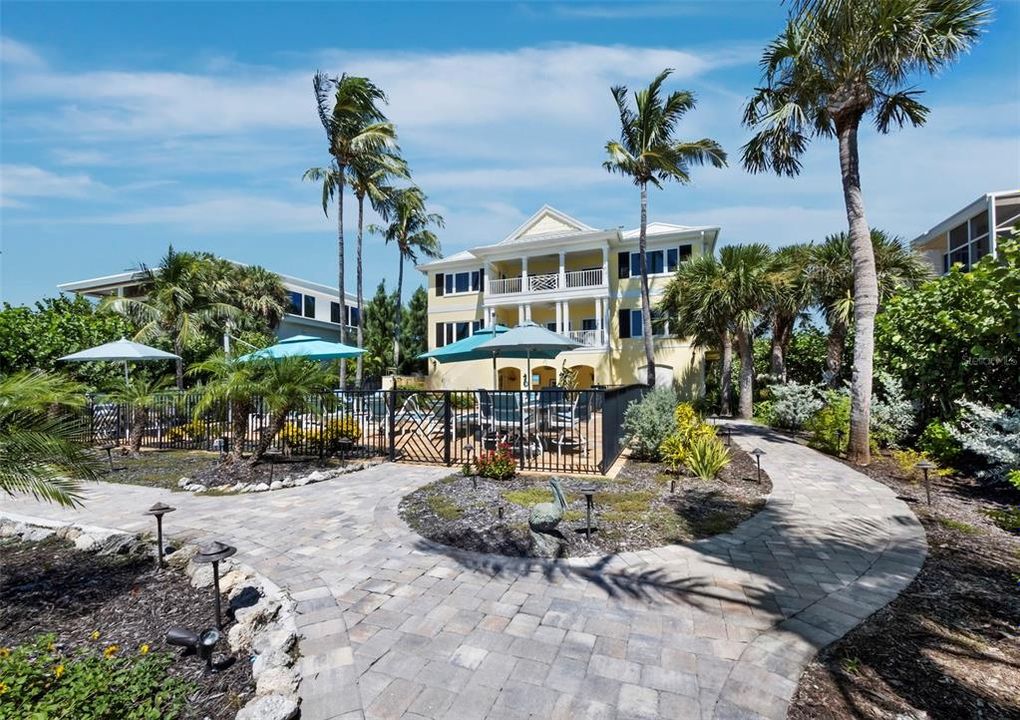 For Sale: $9,900,000 (4 beds, 4 baths, 4224 Square Feet)