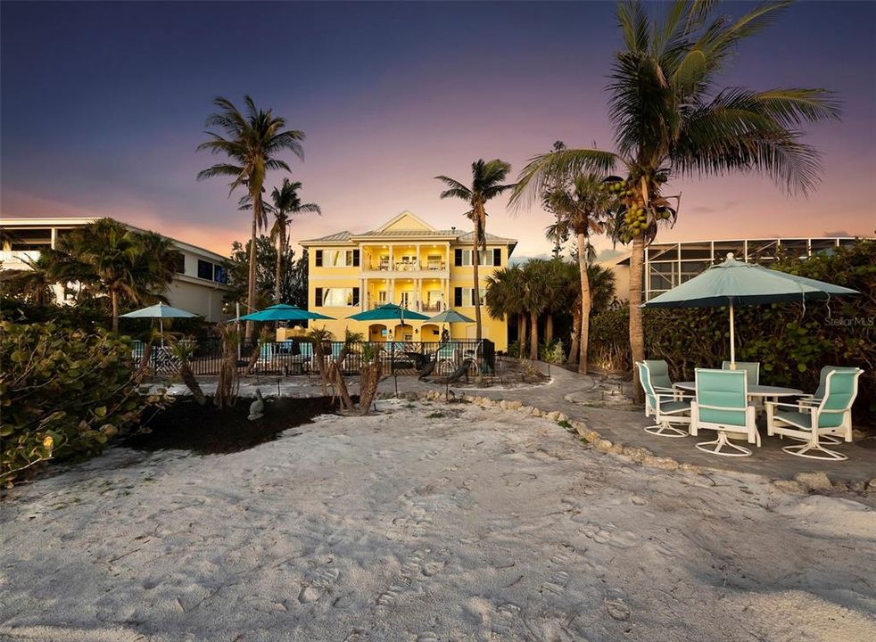 For Sale: $9,900,000 (4 beds, 4 baths, 4224 Square Feet)