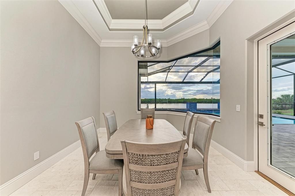 For Sale: $1,399,000 (3 beds, 2 baths, 2474 Square Feet)