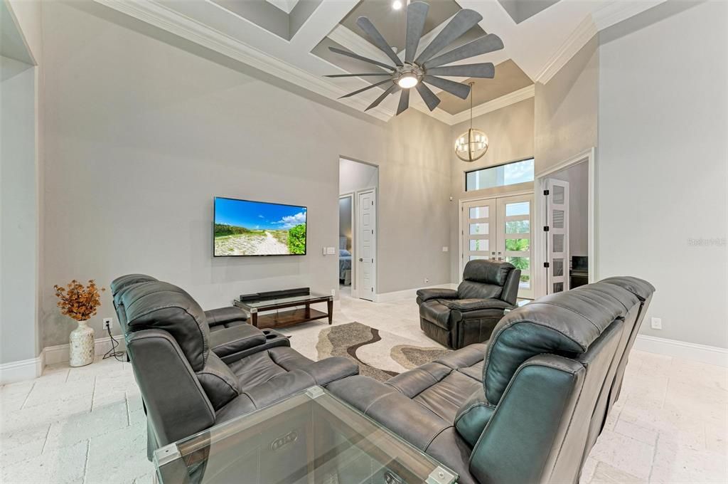 For Sale: $1,399,000 (3 beds, 2 baths, 2474 Square Feet)