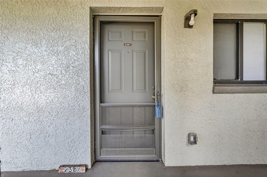 Под контрактом: $125,000 (2 спален, 2 ванн, 687 Квадратных фут)