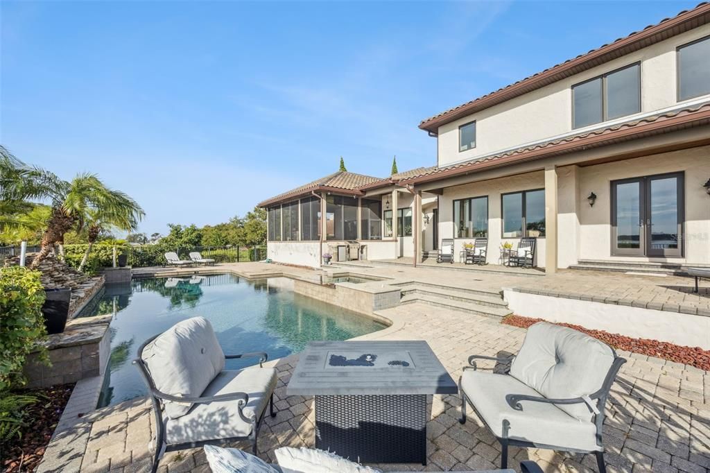 待售: $2,935,000 (4 贝兹, 4 浴室, 7010 平方英尺)