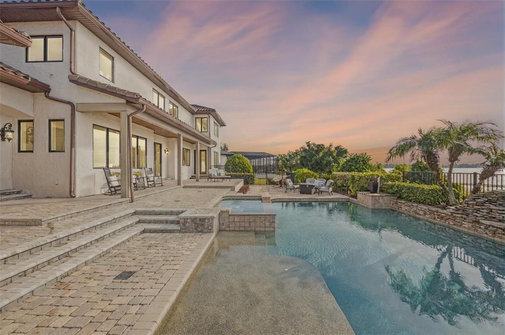 待售: $2,935,000 (4 贝兹, 4 浴室, 7010 平方英尺)