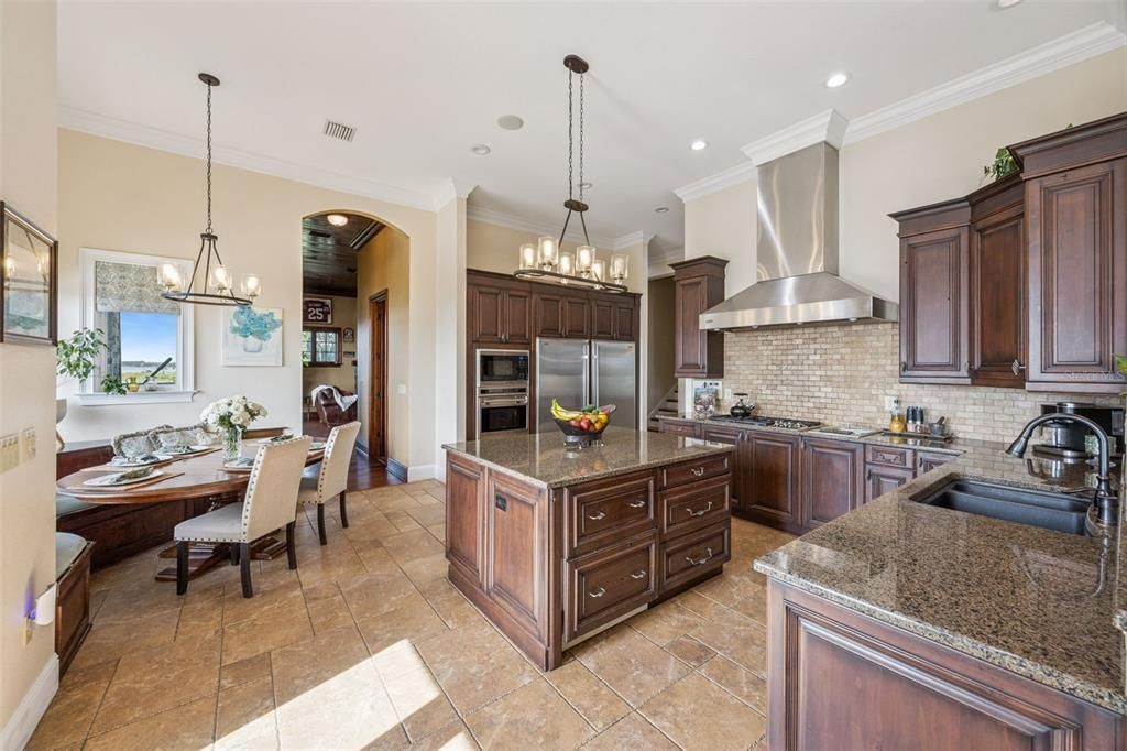 待售: $2,935,000 (4 贝兹, 4 浴室, 7010 平方英尺)