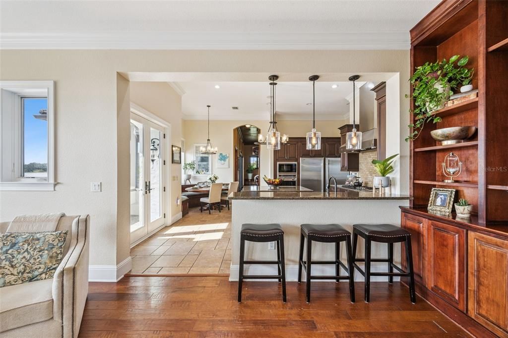 待售: $2,935,000 (4 贝兹, 4 浴室, 7010 平方英尺)