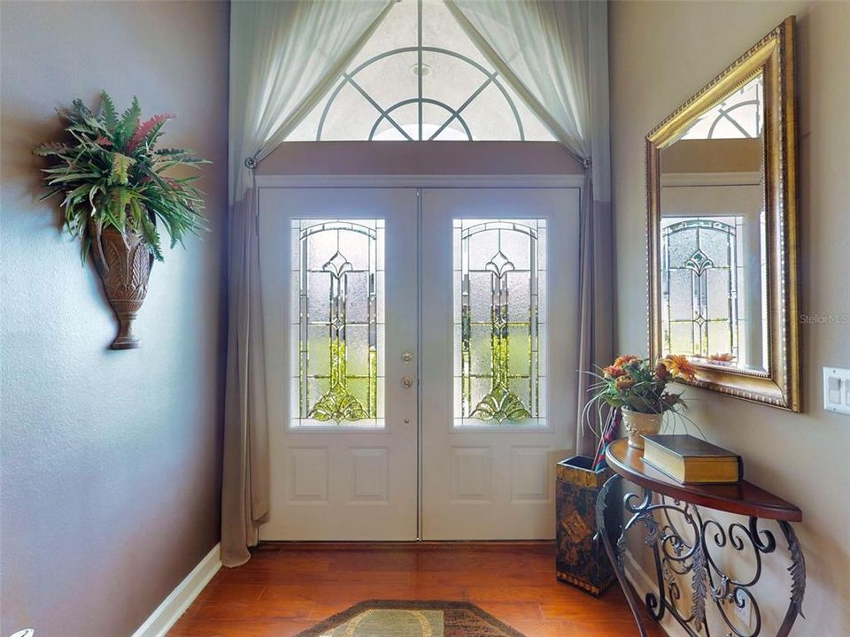 合同活跃: $619,900 (3 贝兹, 2 浴室, 2263 平方英尺)