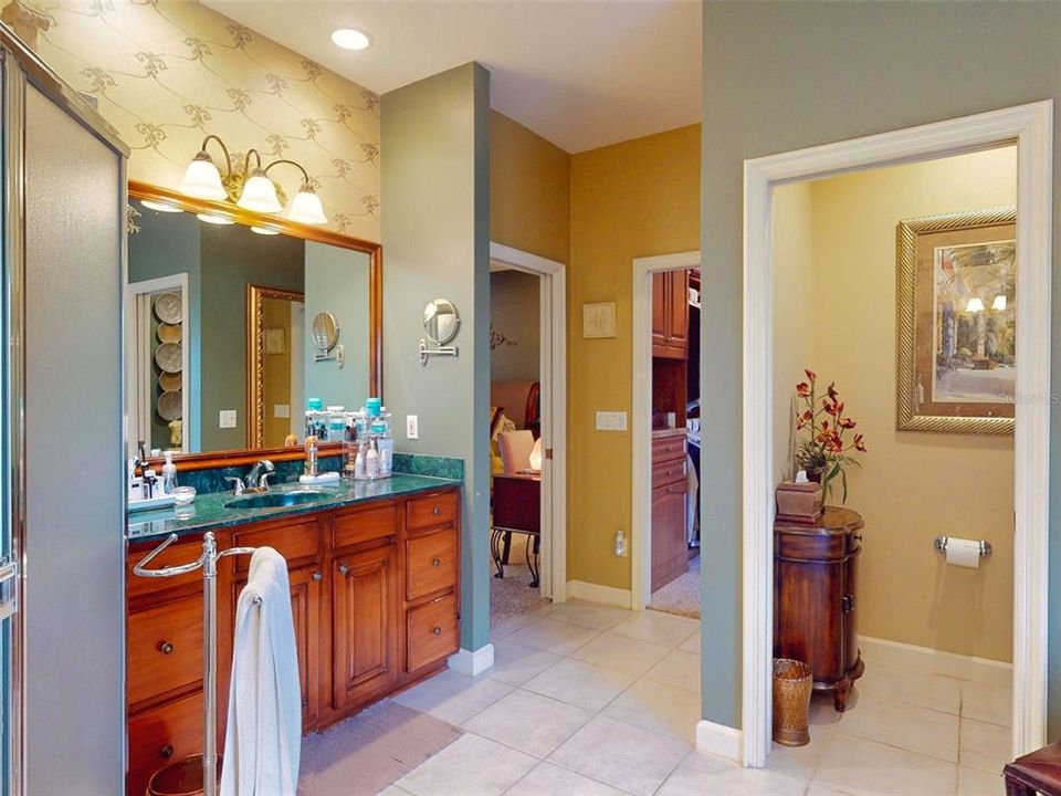 合同活跃: $619,900 (3 贝兹, 2 浴室, 2263 平方英尺)