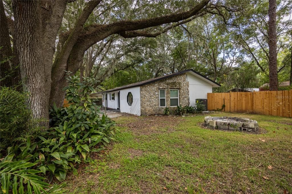 For Sale: $224,000 (4 beds, 1 baths, 1656 Square Feet)