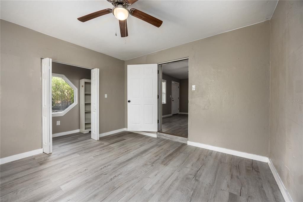 For Sale: $224,000 (4 beds, 1 baths, 1656 Square Feet)