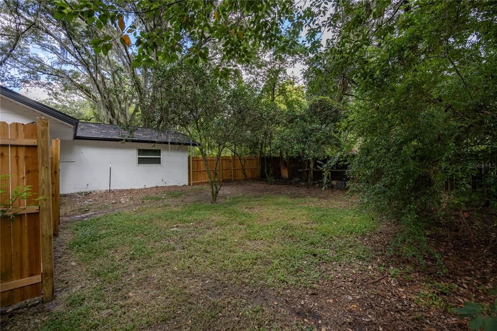 For Sale: $224,000 (4 beds, 1 baths, 1656 Square Feet)