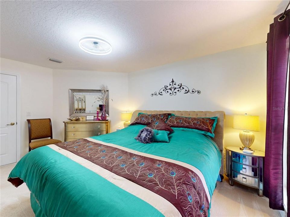 For Sale: $895,000 (5 beds, 3 baths, 4016 Square Feet)