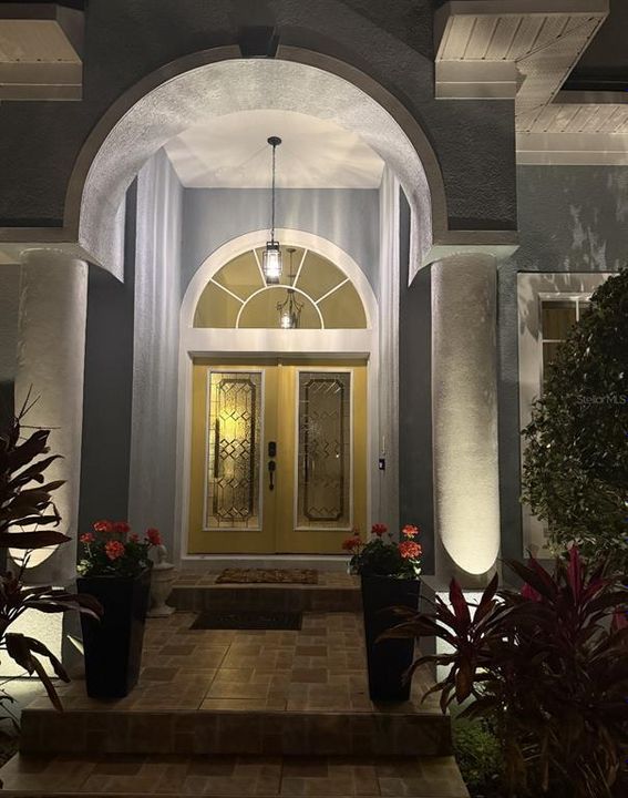 For Sale: $895,000 (5 beds, 3 baths, 4016 Square Feet)