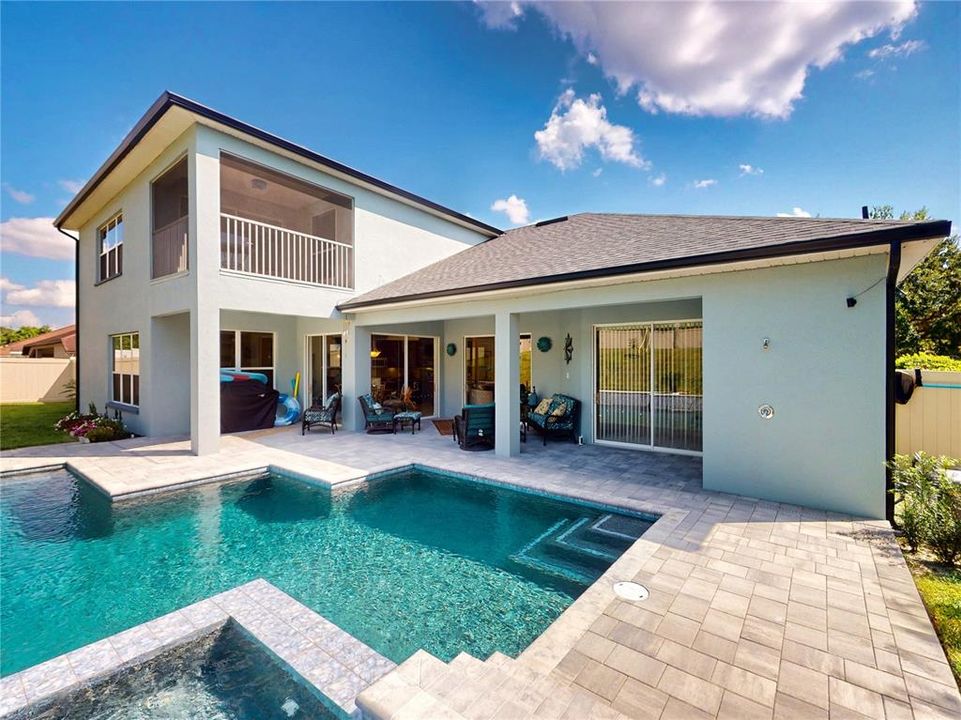 For Sale: $895,000 (5 beds, 3 baths, 4016 Square Feet)