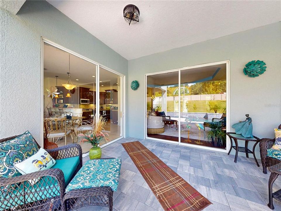 For Sale: $895,000 (5 beds, 3 baths, 4016 Square Feet)