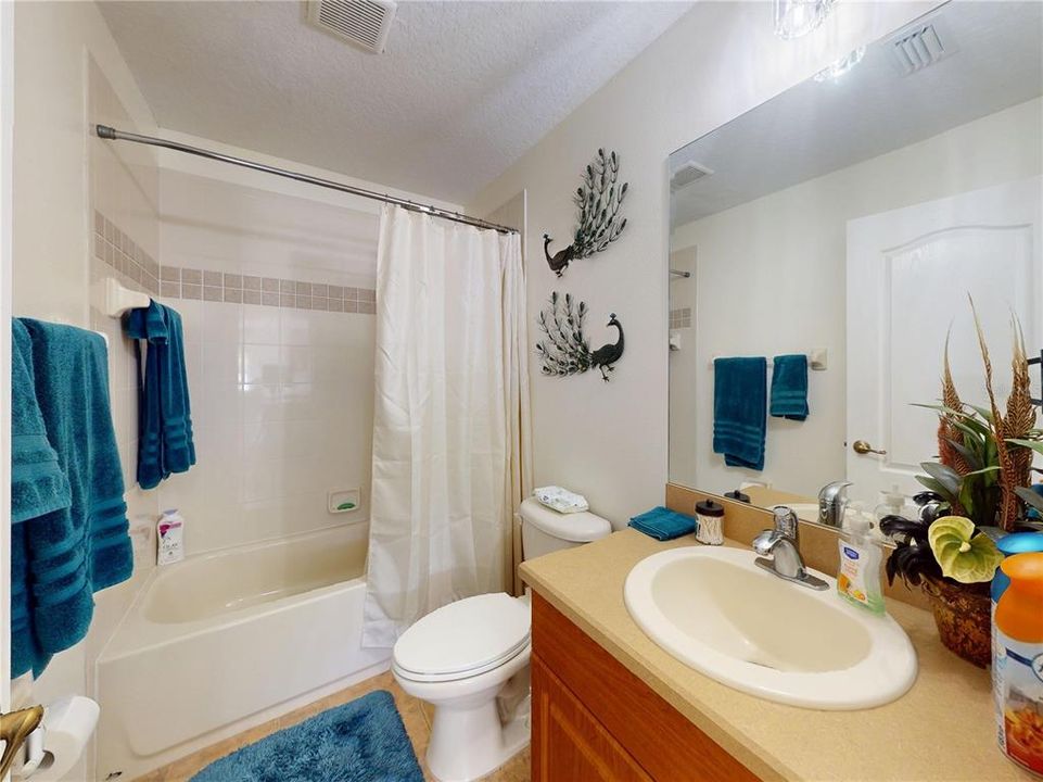 For Sale: $895,000 (5 beds, 3 baths, 4016 Square Feet)