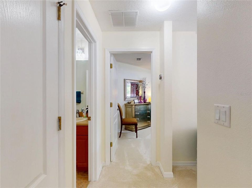 For Sale: $895,000 (5 beds, 3 baths, 4016 Square Feet)