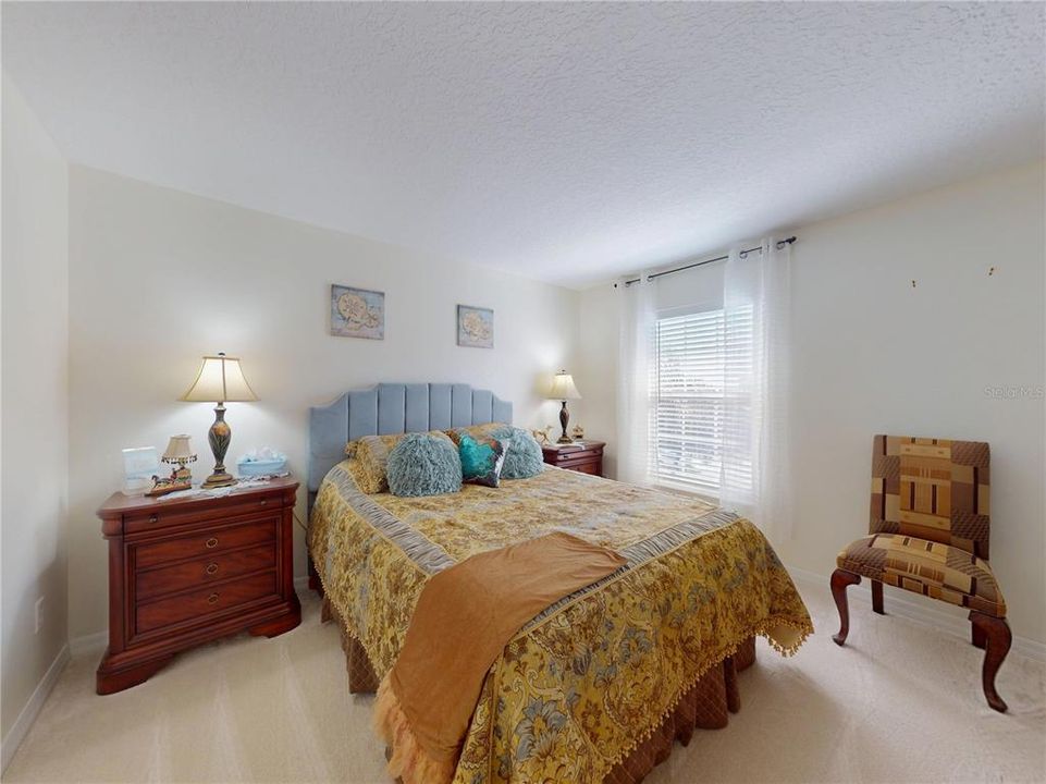 For Sale: $895,000 (5 beds, 3 baths, 4016 Square Feet)