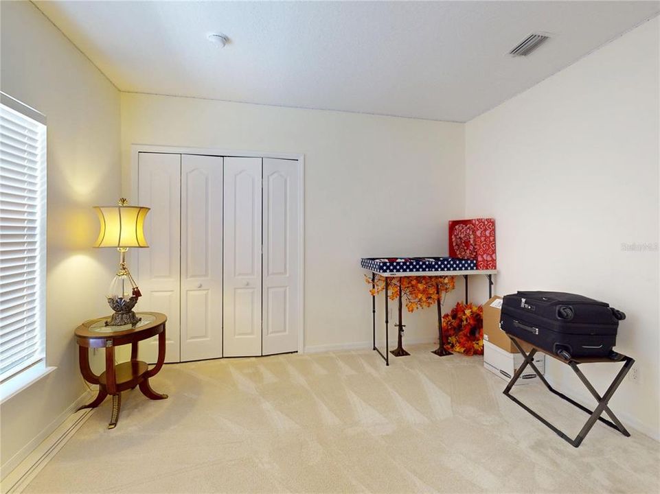 For Sale: $895,000 (5 beds, 3 baths, 4016 Square Feet)