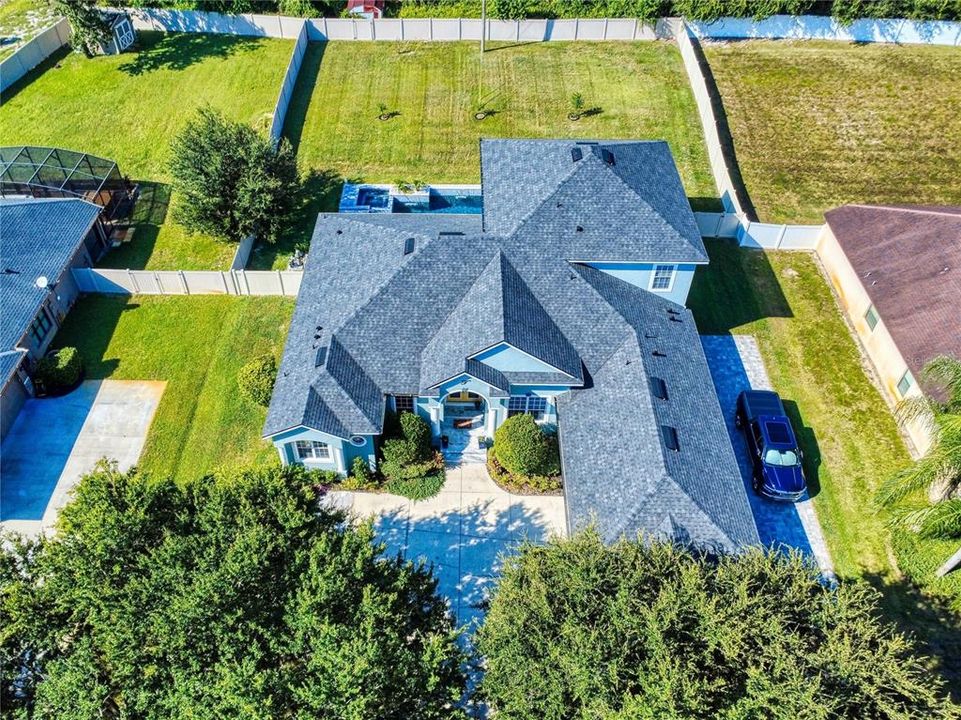 For Sale: $895,000 (5 beds, 3 baths, 4016 Square Feet)