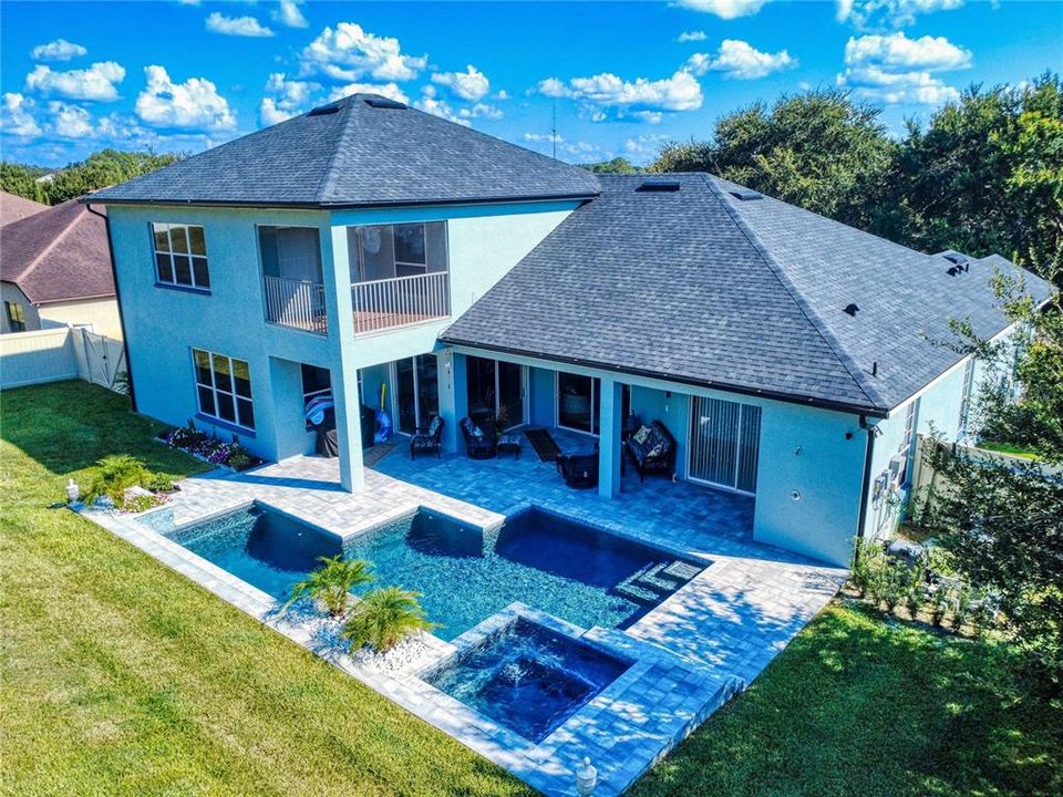 For Sale: $895,000 (5 beds, 3 baths, 4016 Square Feet)