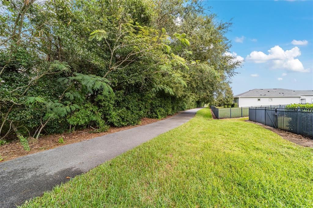 合同活跃: $358,000 (2 贝兹, 2 浴室, 1666 平方英尺)