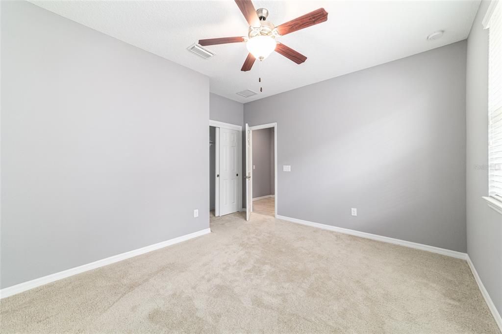 合同活跃: $358,000 (2 贝兹, 2 浴室, 1666 平方英尺)