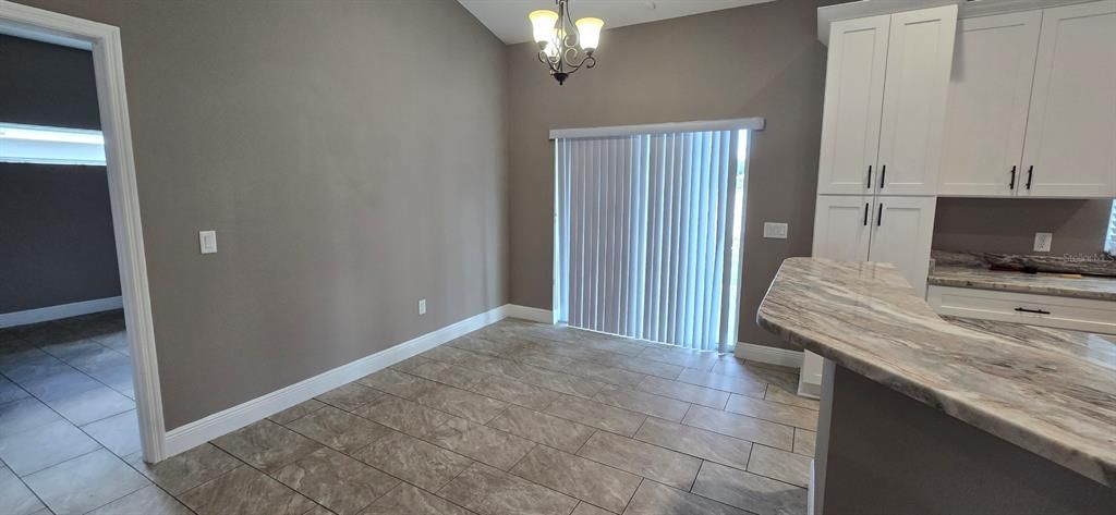 Active With Contract: $1,850 (4 beds, 2 baths, 1699 Square Feet)