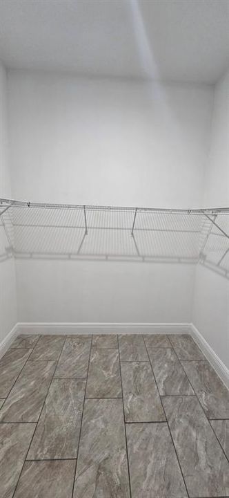 Active With Contract: $1,850 (4 beds, 2 baths, 1699 Square Feet)