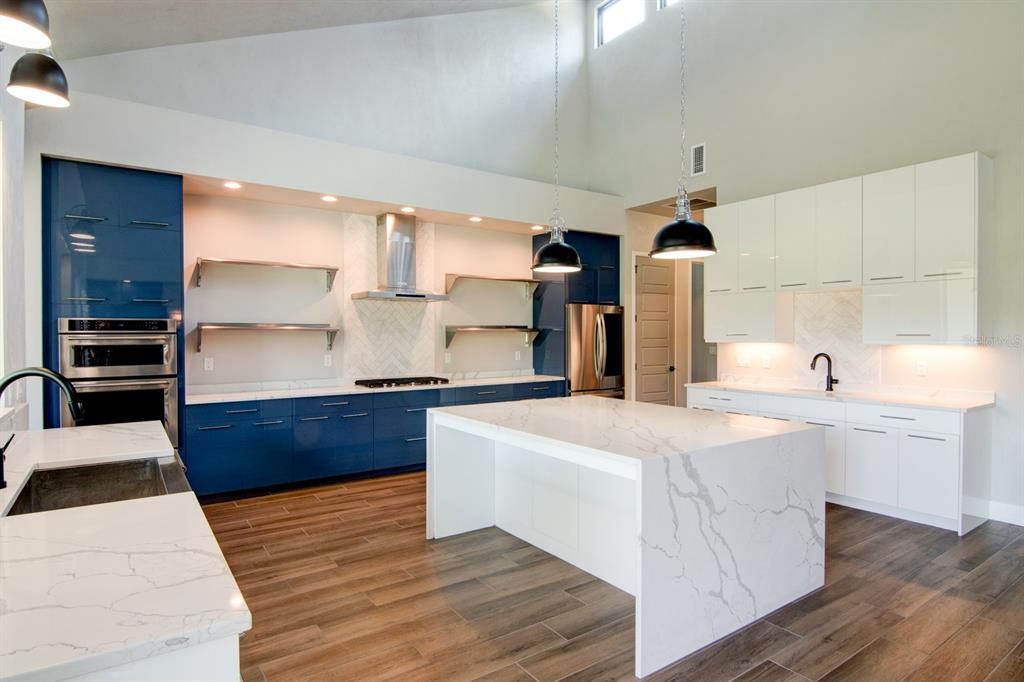 For Rent: $4,350 (4 beds, 4 baths, 3156 Square Feet)