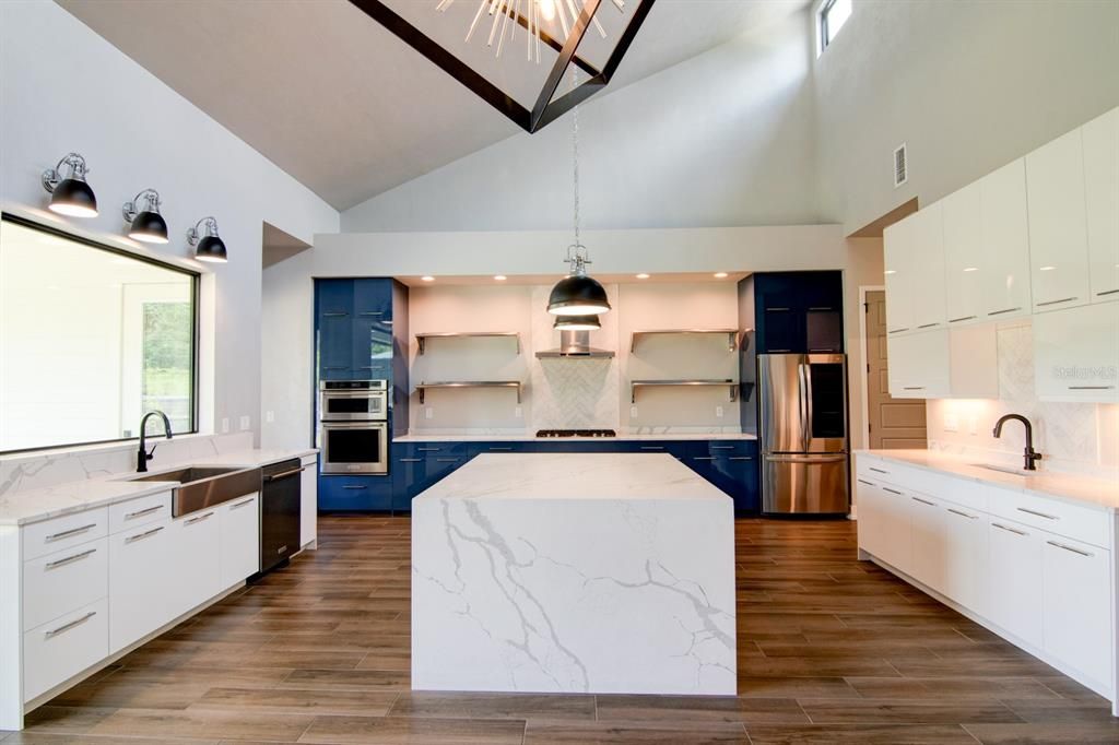 For Rent: $4,350 (4 beds, 4 baths, 3156 Square Feet)