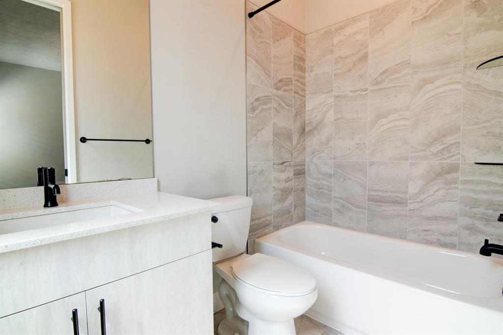 For Rent: $4,350 (4 beds, 4 baths, 3156 Square Feet)