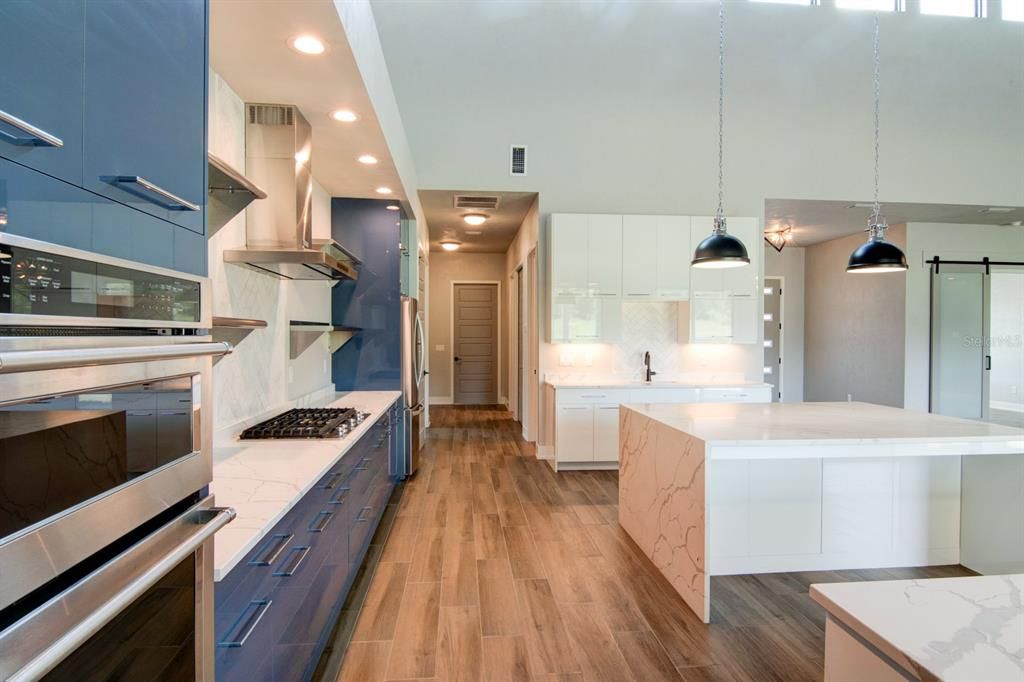 For Rent: $4,350 (4 beds, 4 baths, 3156 Square Feet)